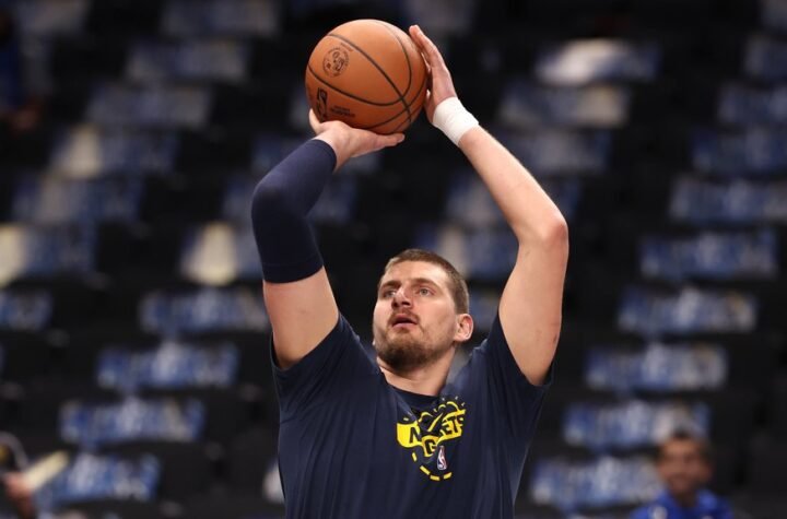 NIKOLA JOKIĆ NA PUTU KA KOŠARKAŠKOJ BESMRTNOSTI! Legenda je konačno pala, samo jedan igrač je sada ispred Srbina!