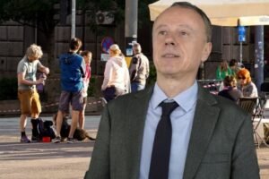 "NJEMU JE BITNA SAMO FOTELJA!" Ana Brnabić bez pardona: Rektor Đokić se krio iza Vučića, a sada bi da vodi obojenu revoluciju!