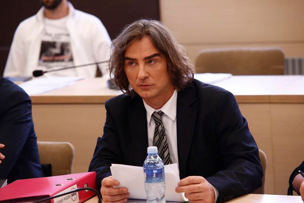 NJIMA MOŽE SAMO MITROVIĆ DA SVIRA KRAJ! Drama na Pinku uzela maha - PREKID glavni uzrok problema među ljudima?