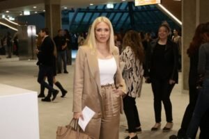 NOVO OGLAŠAVANJE MILICE TODOROVIĆ: U jeku skandala pružila podršku porodici!