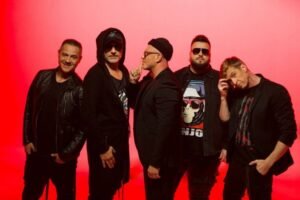 Nova pesma Tropiko benda na Dan zaljubljenih: Emotivna priča iz Pariza koja razara dušu