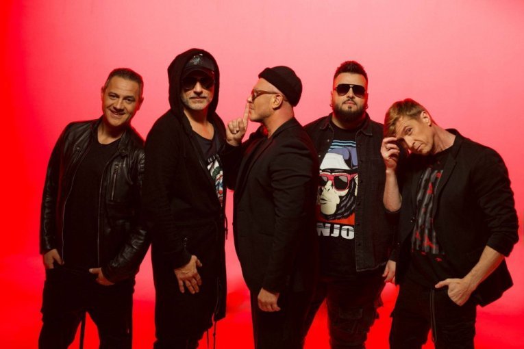 Nova pesma Tropiko benda na Dan zaljubljenih: Emotivna priča iz Pariza koja razara dušu