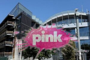 OMILJENI VODITELJ "PINKA" PROGOVORIO O PRELASKU NA DRUGU TELEVIZIJU, od Hrvata dobio IZUZETNU PONUDU!