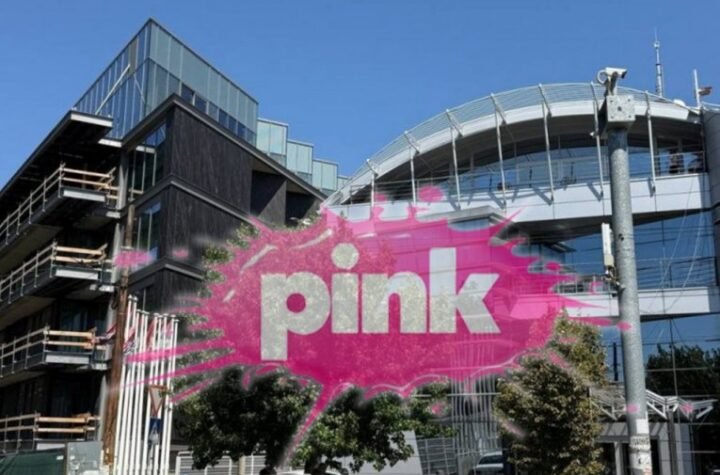 OMILJENI VODITELJ "PINKA" PROGOVORIO O PRELASKU NA DRUGU TELEVIZIJU, od Hrvata dobio IZUZETNU PONUDU!