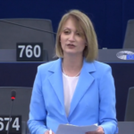 "ONI KOJI NEMAJU IDEJE I REZULTATE, NAPADAJU VUČIĆA"! Biljana Pantić Pilja žestoko odgovorila DS povodom napada na predsednika Srbije!