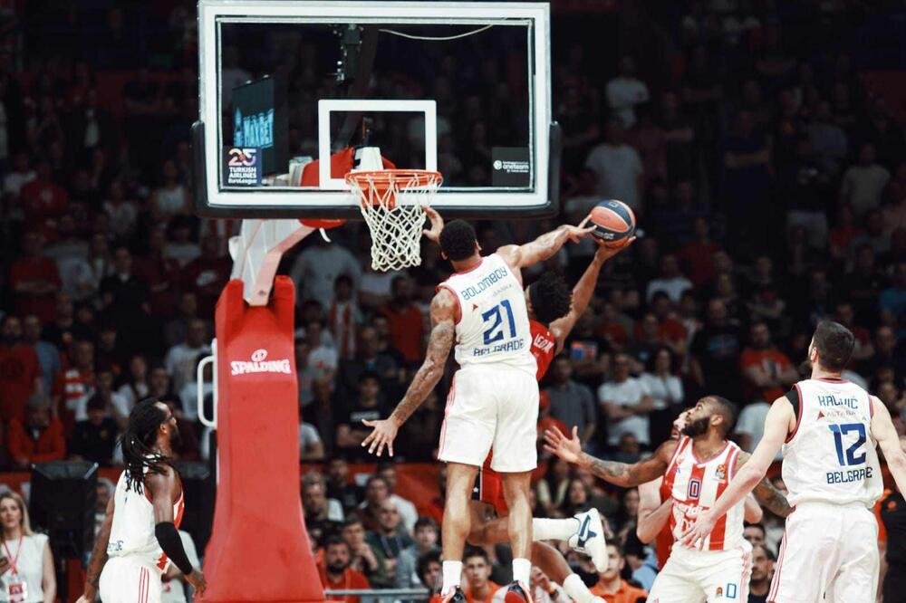 Obradović poziva na oprez: Makabi je opasan, svima zadaju probleme, pobedili su i Partizan