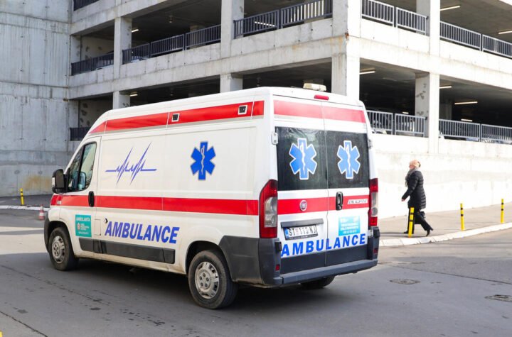 PACIJENATA SVE VIŠE, AMBULANTE SVE PUNIJE: Hitna pomoć u ovom gradu ne staje ni dan ni noć, TELEFON SE USIJAO