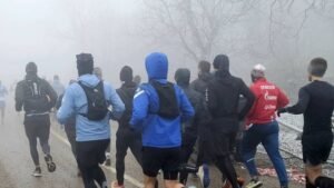 PODVIG NA ISTORIJSKOJ PLANINI: Više od 200 heroja prkosilo snegu i minusu na Ceru – pogledajte kako je izgledala surova trka kroz slavnu prošlost! (FO