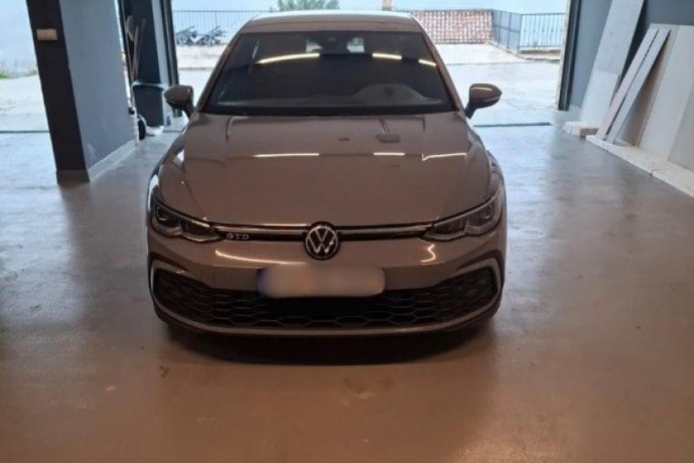 Zaplenjena imovina Radoja Zvicera