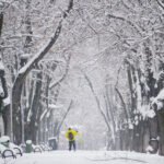 PRAVI ZIMSKI DAN! Spremite jakne i kišobrane, čeka nas sneg, vetar i kiša - OVO JE DANAŠNJA PROGNOZA!