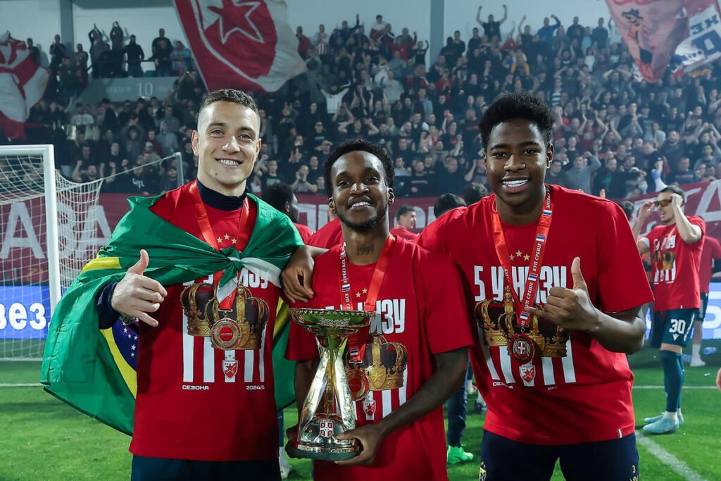 Promašaj Crvene zvezde se vratio u domovinu (Foto)