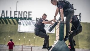 RAME UZ RAME SA ELITOM SVETA! Pripadnici srpske policije potvrdili da znanje, disciplina i snaga nemaju granice