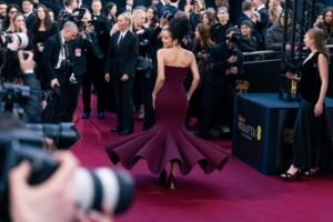 SKANDAL NA DODELI BAFTA NAGRADA, ODMAH PREKINUT PROGRAM! Uvrede odjekuju salom, GLUMCI ZANEMELI NA SCENI!