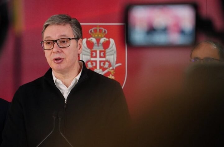 SRBIJA BIRA PUT ČASTI I OBRAZA! Moćna poruka predsednika Vučića građanima Srbije! (FOTO)
