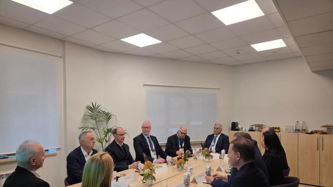 SRBIJA IMA TRI PREDSTAVNIKA! Ministar Gajić prisustvovao svečanom otvaranju XXV Zimskih olimpijskih igara