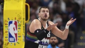 ŠTA SE DESILO SA DENVEROM? Tanderi ponizili Nagetse, Jokićev učinak zabrinuo navijače!