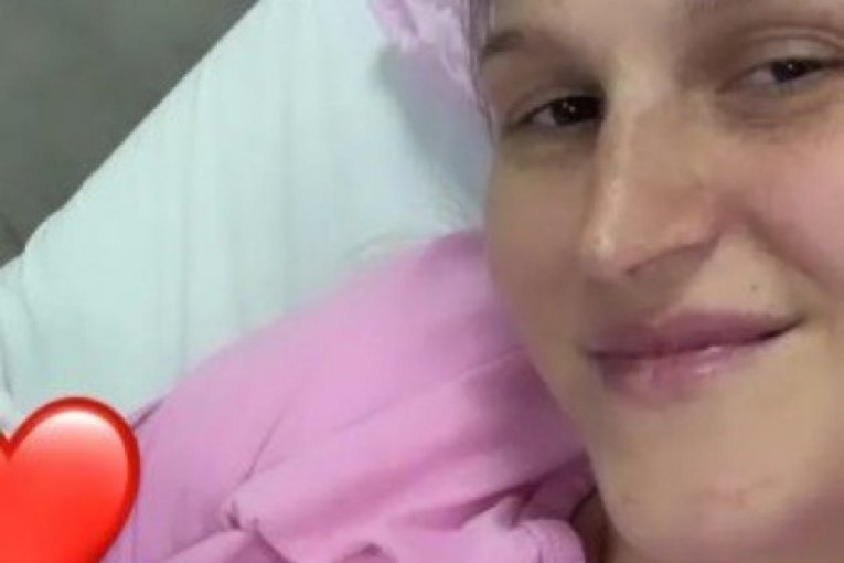 STIGLA I ŠESTA BEBA! Naš pevač ne krije sreću, RETKO IME NOVOROĐENČETA oduševilo fanove!