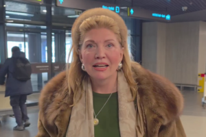 SUZANA MANČIĆ PROGOVORILA O PROBLEMIMA U BRAKU! Grčki biznismen NAPRAVIO SCENU NA PROSLAVI, tada je VRATIO KUĆI!