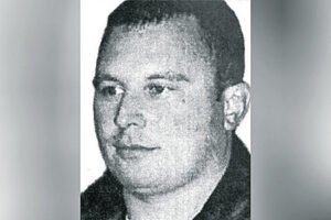 U RADOMANA ISPALJENO 25 METAKA U GARAŽI NA NOVOM BEOGRADU! Ovom likvidacijom započet rat klanova - "ŠKALJARAC" IZREŠETAN TADA IZ AUTOMATSKOG ORUŽJA SA PRIGUŠIVAČEM, UBICA POBEGAO U ŠPANIJU!