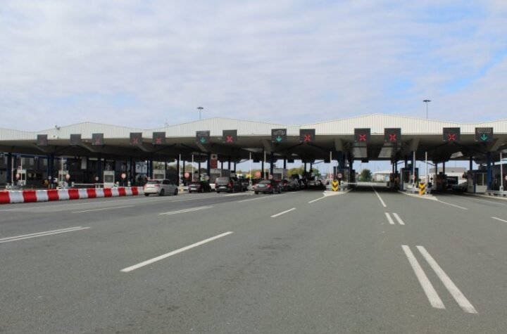 UKOLIKO LETUJETE U GRČKOJ - OVO ĆE VAS OBRADOVATI: Odlaže se primena EES sistema, oglasila se EU!