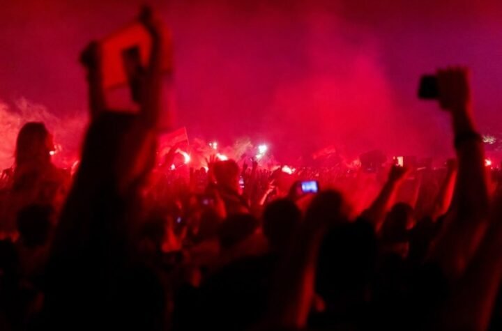 Kadrovi sa Tompsonovih koncerata