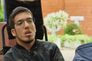 VANJA JE NAJBOLJI STUDENT FTN! Vezan je za invalidska kolica, ali ređa SAMO DESETKE - prava inspiracija!