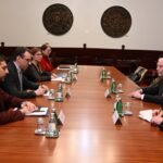 VAŽNE TEME NA SASTANKU: Petar Petković razgovarao sa šefom Misije UN o kršenju ljudskih i političkih prava Srba na KiM! (FOTO)