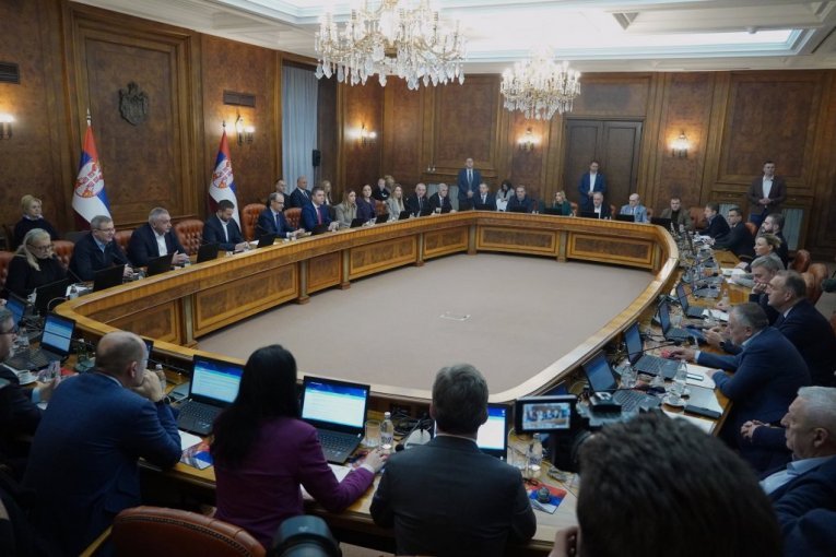 VLADA DONELA HITNU ODLUKU! Evo koja grupa građana NEĆE MORATI DA PLATI januarski račun za STRUJU!