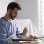 VRAĆAJU SE BOLESTI IZ SREDNJEG VEKA, SRBIJA NA UDARU! Lekari očajni: Biće MRTVIH, udaraju direktno na MOZAK, a roditelji u vrtiće uvode nevakcinisanu decu!