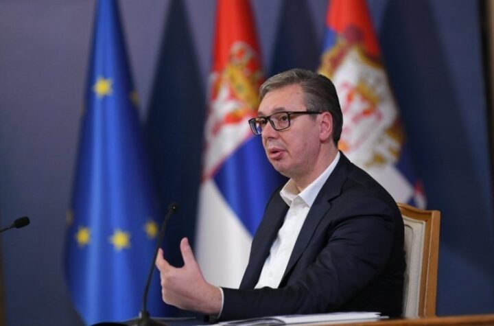 VUČIĆ NASTAVLJA POSETU BORSKOM I ZAJEČARSKOM OKRUGU! Obilazi više mesta - EVO I GDE ĆE RAZGOVARATI SA GRAĐANIMA!