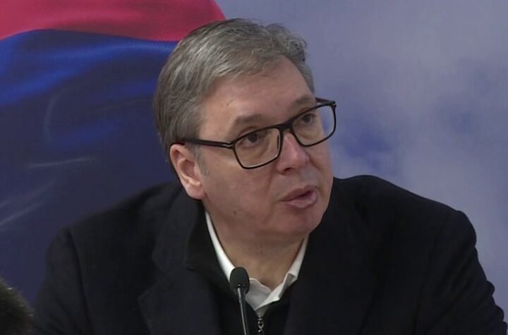 VUČIĆ OBEĆAO: Mobilna ambulanta stiže u svako selo, time ćemo da sačuvamo živote