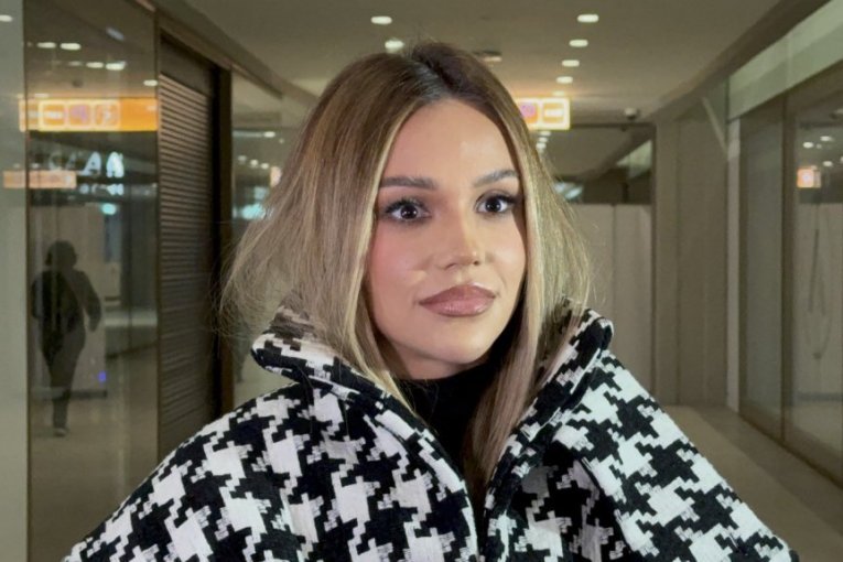 ZAVEO JE OPAK MOMAK! Breskvica progovorila O NOVOM DEČKU, jedan DETALJ posebno šokira!