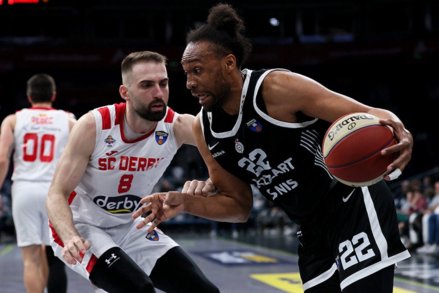 ZVANIČNO! Džabari Parker napustio Partizan!