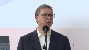'NAJVAŽNIJE JE DA SE UJEDINIMO I SAČUVAMO DRŽAVU I PORODICU' Vučić poručio: Kada to uspemo, onda je lakše i državi da se izbori za svoj opstanak i nap