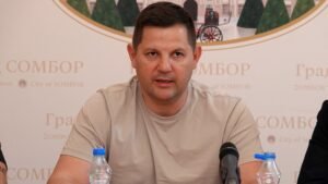 'SEDMA SILA' IZRAZILA POŠTOVANJE NENADU BOROVČANINU: Udruženje sportskih novinara Srbije dodelilo je specijalno priznanje predsedniku Bokserskog savez