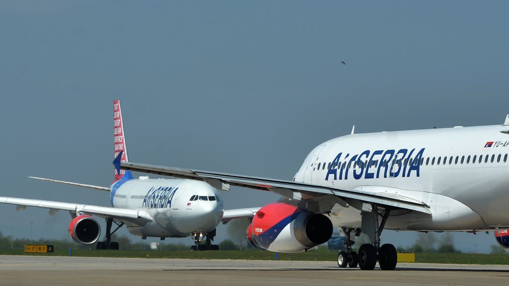 BLOKADERSKO 'VREME' ZAHTEVA: Država i Air Serbia da naplate evakuaciju svim građanima Srbije!
