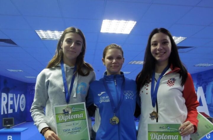 BRAVO, DEVOJKE! JOŠ JEDNA OSVOJENA MEDALJA ZA NAŠU ZEMLJU! Ženski tim puškom osvojio bronzu na EP u Jerevanu