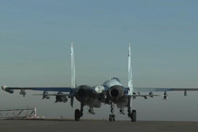 BRITANCI UŠLI U RAT PROTIV IRANA! Lovci oborili dronove iznad Jordana, Iraka i Katara