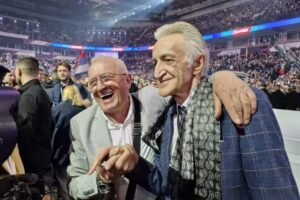 CELA ESTRADA UZ VUČIĆA! Poznati podržali predsednika na NAJGRANDIOZNIJEM SKUPU U BEOGRADU! (GALERIJA)