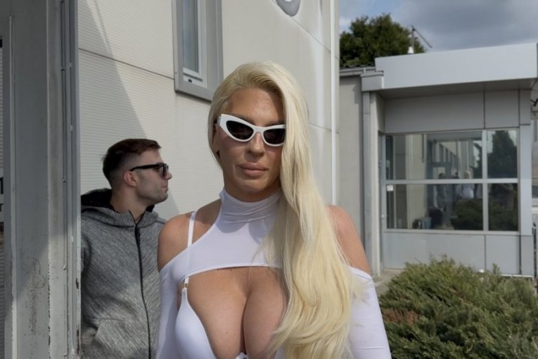 CELA NACIJA U SUZAMA ZBOG JELENE KARLEUŠE: Otkriveni svi POTRESNI DETALJI, evo šta se dešavalo!