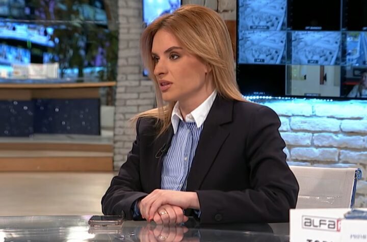 CILJ JE BOLJA PODRŠKA I ZADOVOLJSTVO KORISNIKA: Ministarka Stamenkovski sastala se sa direktorom i zaposlenima CSR u Smederevskoj Palanci