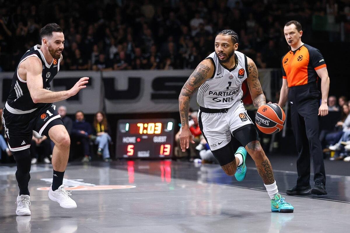 Crno-beli završili ogroman potpis!