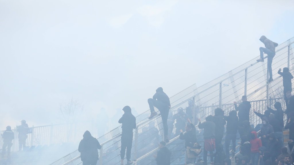 EPSKI SKANDAL NAVIJAČA LAŽNE DRŽAVE KOSOVO! Sramotno skandiranje - zbog ovoga moraju biti kažnjeni! Bahata provokacija i to tamo gde ih ne priznaju! (