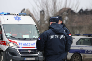 EVO U KAKVOM JE STANJU BRUTALNO PRETUČEN MUŠKARAC KOD NIŠA! Napadač mu došao u kuću i krvnički ga izudarao metalnom motkom!