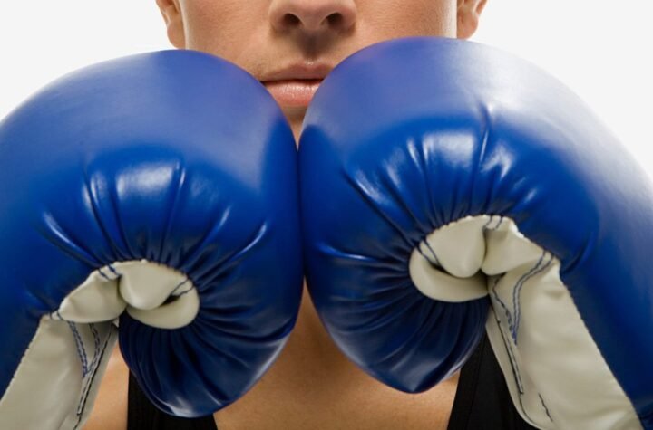 HOROR! Sportistkinja (19) završila u komi posle nokauta: Iza svega stoji poznati Jutjuber