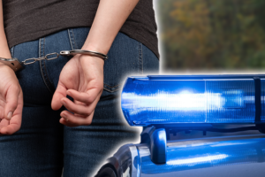 INFLUENSERKA UHAPŠENA NA AERODROMU ZBOG KANABISA: Na sudu se dogodio šokantni obrt