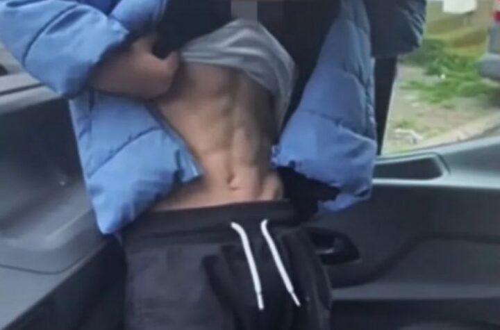 ISTI OTAC! Mali Željko Ražnatović POKAZAO ISKLESANE PLOČICE, snimak Cecinog unuka ŠOKIRAO SVE! (FOTO)