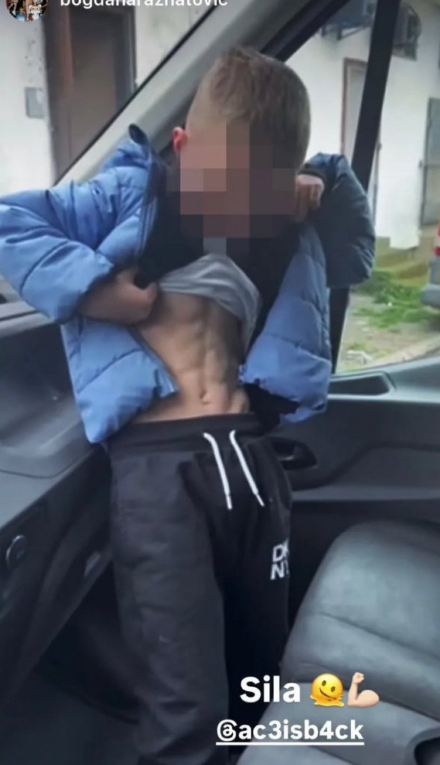 ISTI OTAC! Mali Željko Ražnatović POKAZAO ISKLESANE PLOČICE, snimak Cecinog unuka ŠOKIRAO SVE! (FOTO)