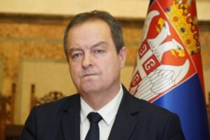 IVICA DAČIĆ SKINUT SA RESPIRATORA! Najnovija informacija o zdravstvenom stanju ministra!