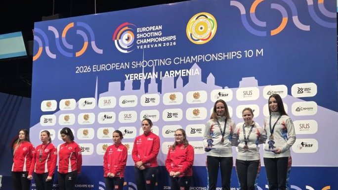 JOŠ JEDNA BRONZA: Srpska ženska ekipa puškom treća u Evropi